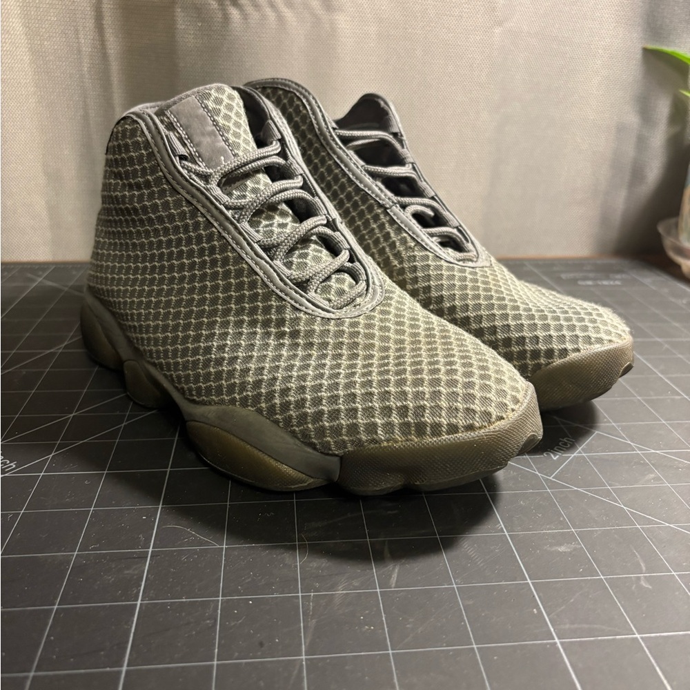 Jordan Horizons Wolf Gray